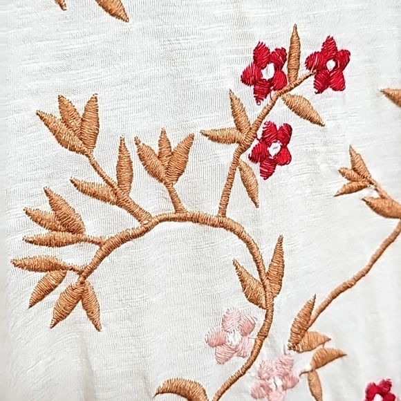 Lucky Brand cold shoulder slub yarn floral embroidered tee, coral cream 3X - Picture 2 of 9